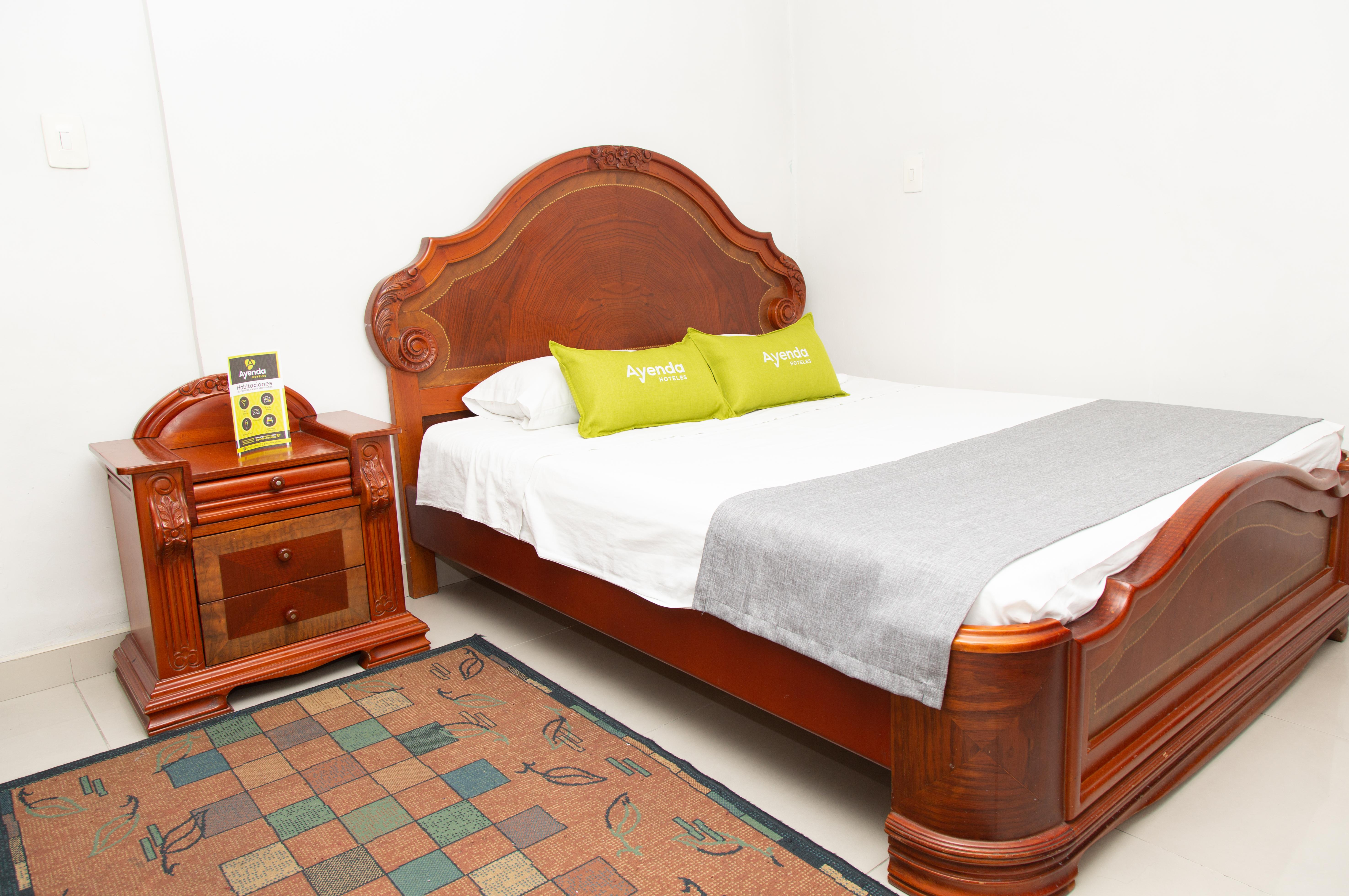 Ayenda 1131 Casa Valencia Hotel Manizales Bagian luar foto
