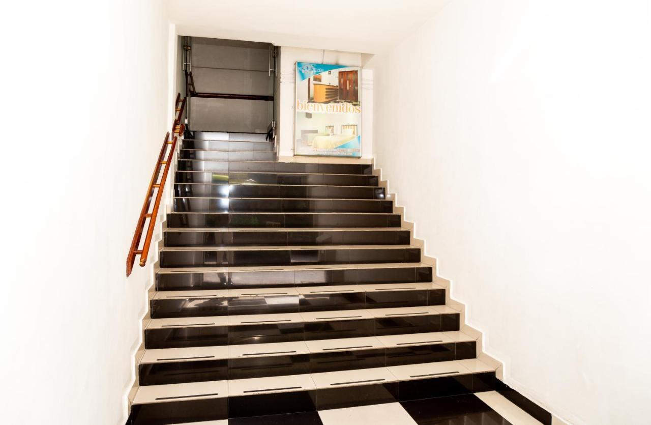 Ayenda 1131 Casa Valencia Hotel Manizales Bagian luar foto